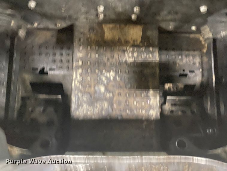 image for item DM4043 2019 Bobcat S740  skid steer loader