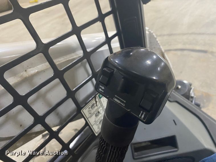 image for item DM4043 2019 Bobcat S740  skid steer loader