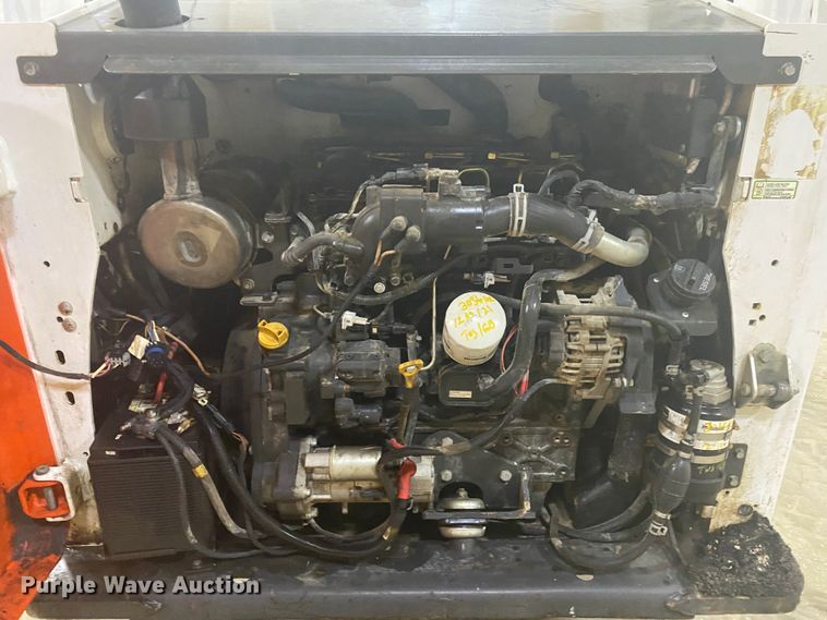 image for item DM4043 2019 Bobcat S740  skid steer loader