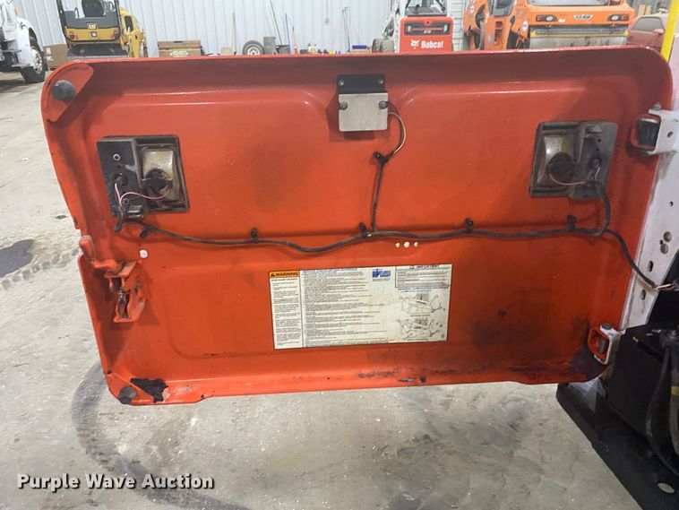 image for item DM4043 2019 Bobcat S740  skid steer loader