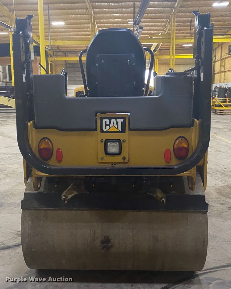 image for item DM4044 2015 Caterpillar CB34B  double drum vibratory roller