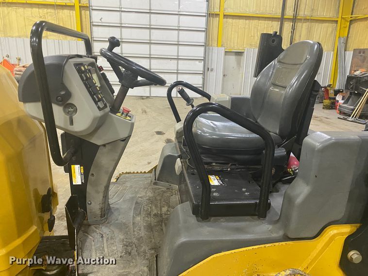 image for item DM4044 2015 Caterpillar CB34B  double drum vibratory roller