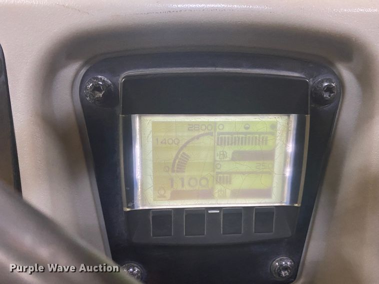 image for item DM4044 2015 Caterpillar CB34B  double drum vibratory roller