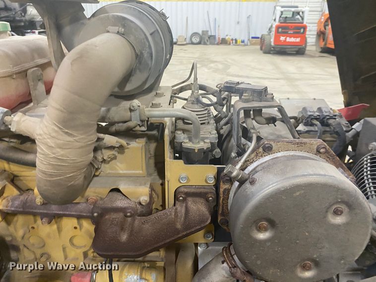 image for item DM4044 2015 Caterpillar CB34B  double drum vibratory roller