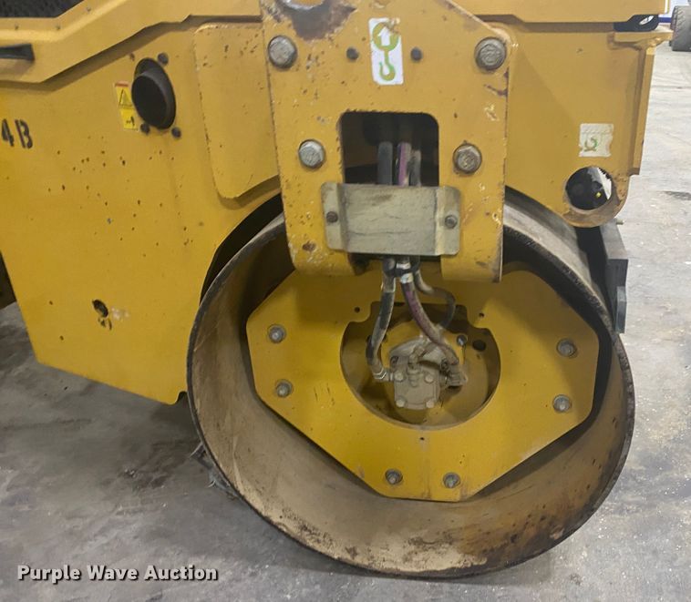 image for item DM4044 2015 Caterpillar CB34B  double drum vibratory roller