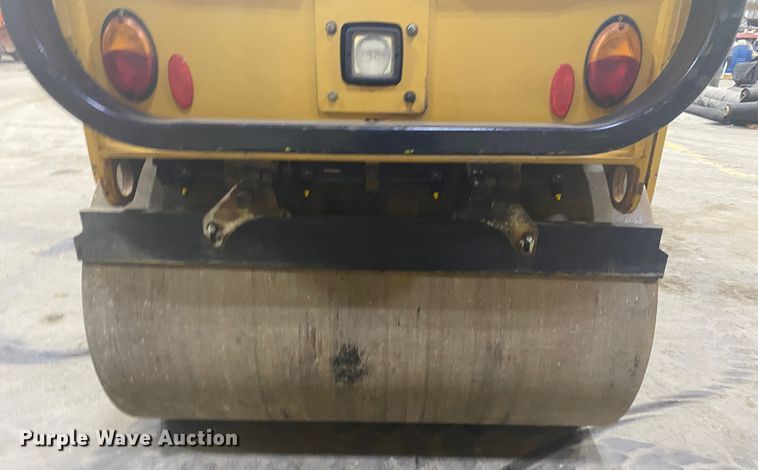 image for item DM4044 2015 Caterpillar CB34B  double drum vibratory roller