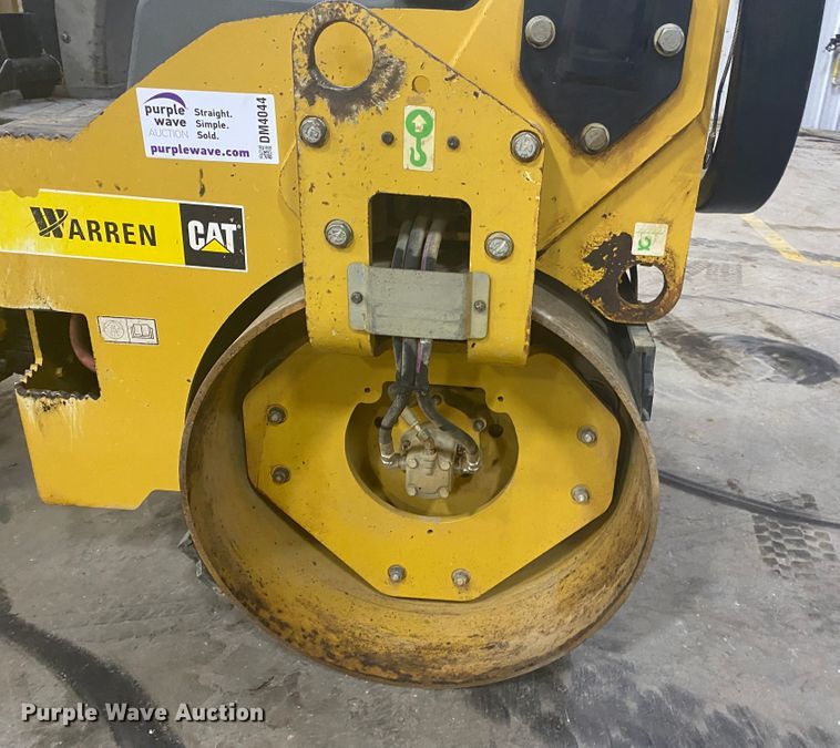 image for item DM4044 2015 Caterpillar CB34B  double drum vibratory roller