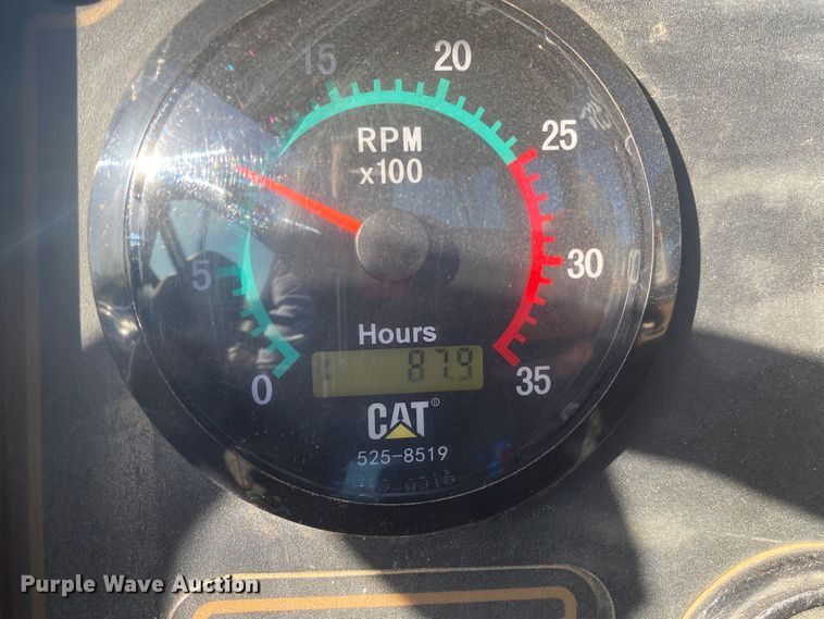 image for item DM4058 1993 Caterpillar 615C Series II  elevating scraper