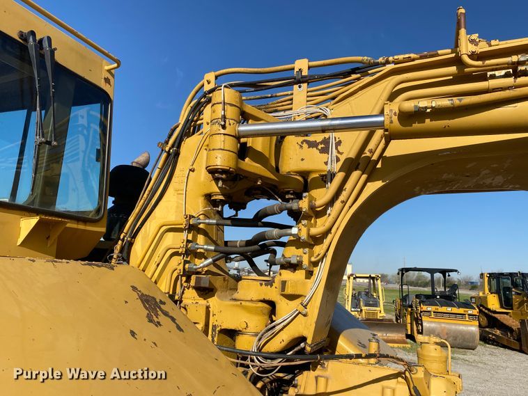 image for item DM4058 1993 Caterpillar 615C Series II  elevating scraper