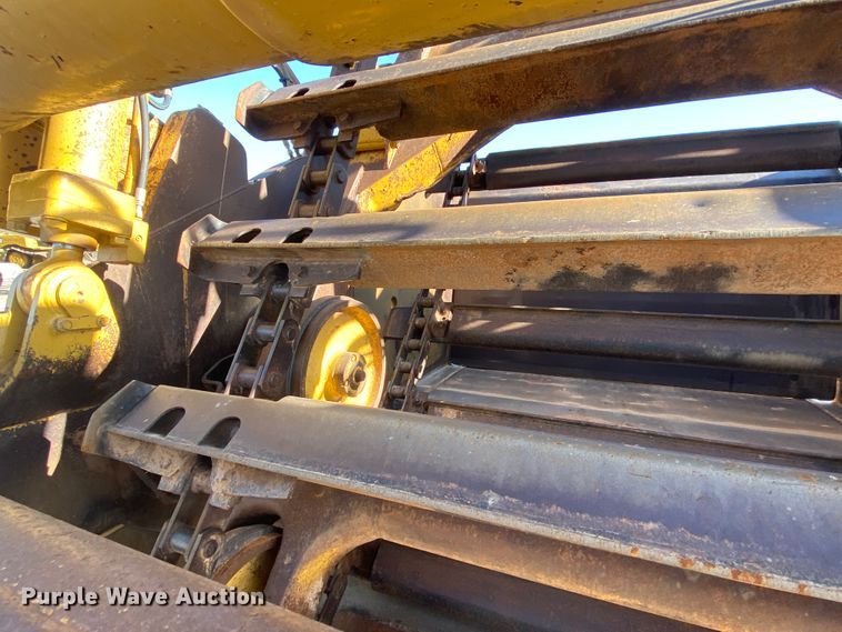 image for item DM4058 1993 Caterpillar 615C Series II  elevating scraper