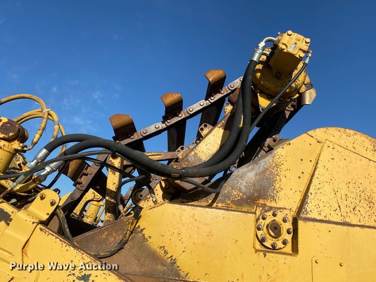 image for item DM4058 1993 Caterpillar 615C Series II  elevating scraper