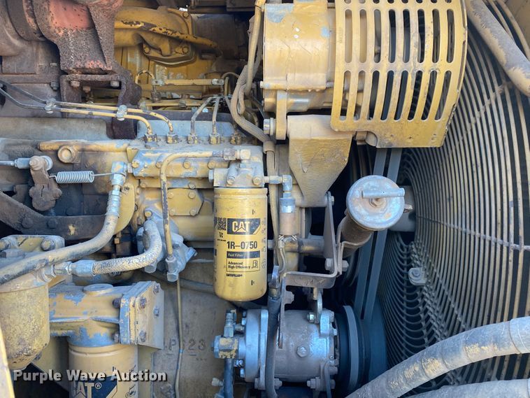 image for item DM4058 1993 Caterpillar 615C Series II  elevating scraper