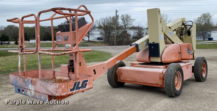 image for item DM4069 1997 JLG 35E  boom lift
