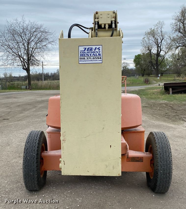 image for item DM4069 1997 JLG 35E  boom lift
