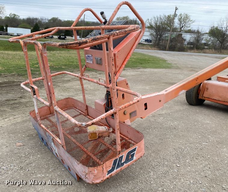 image for item DM4069 1997 JLG 35E  boom lift