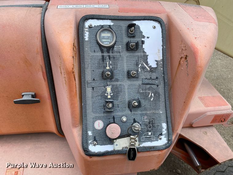 image for item DM4069 1997 JLG 35E  boom lift