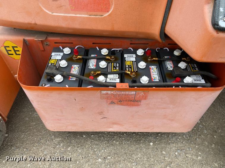 image for item DM4069 1997 JLG 35E  boom lift