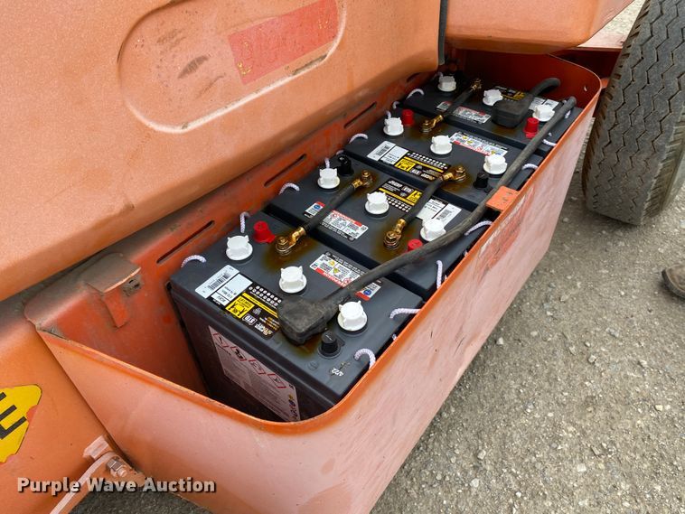 image for item DM4069 1997 JLG 35E  boom lift