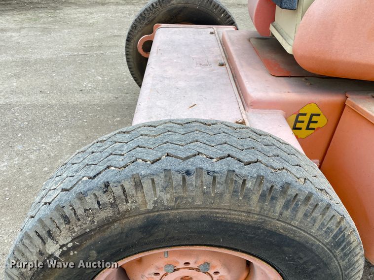 image for item DM4069 1997 JLG 35E  boom lift