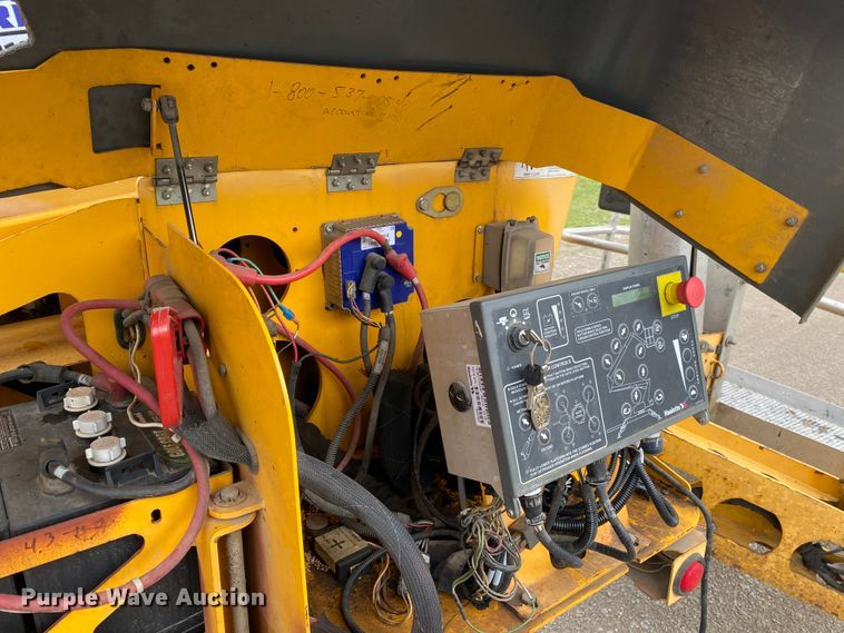 image for item DM4070 2008 Bil-Jax 5533A  boom lift