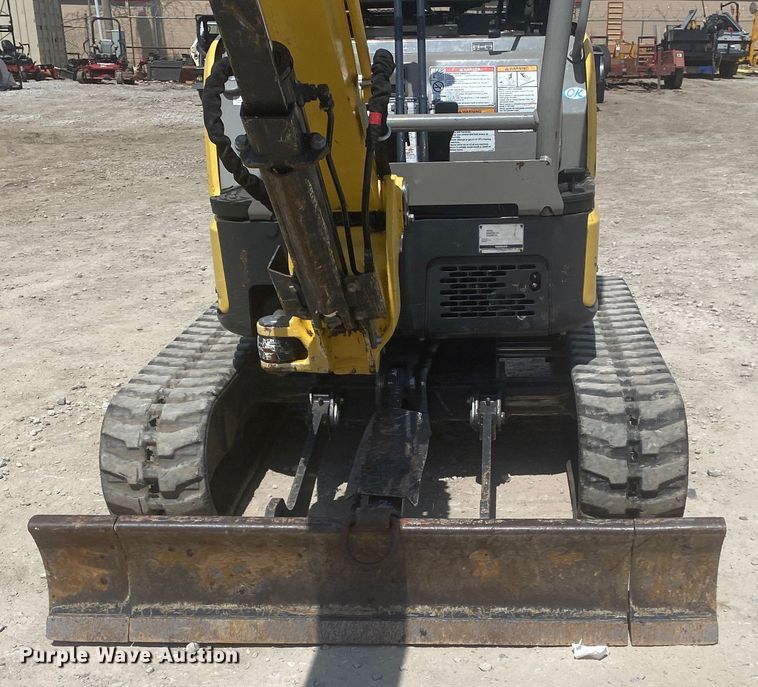 image for item DM4076 Yanmar VI017-A  mini excavator