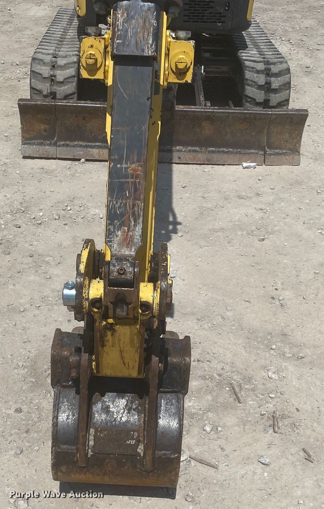 image for item DM4076 Yanmar VI017-A  mini excavator