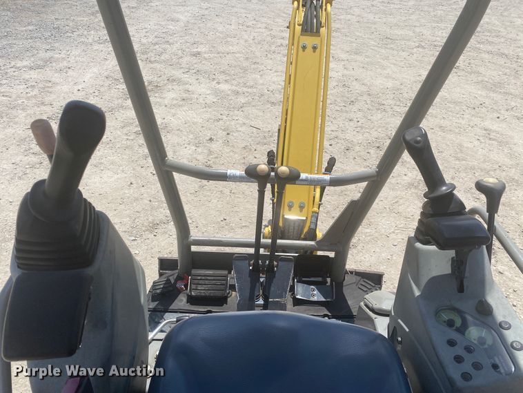 image for item DM4076 Yanmar VI017-A  mini excavator