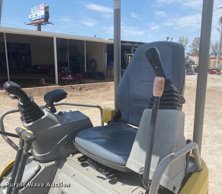 image for item DM4076 Yanmar VI017-A  mini excavator