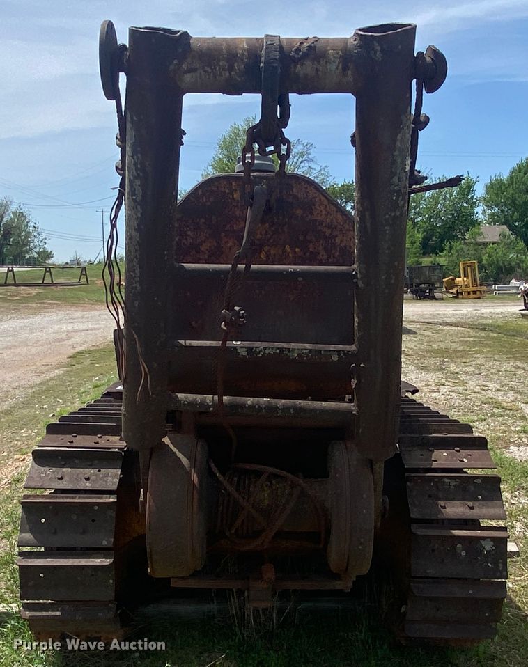 image for item DM4086 Caterpillar D2  crawler tractor