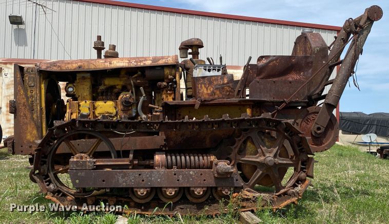 image for item DM4086 Caterpillar D2  crawler tractor