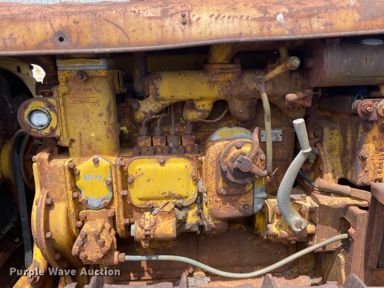 image for item DM4086 Caterpillar D2  crawler tractor