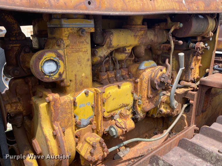 image for item DM4086 Caterpillar D2  crawler tractor