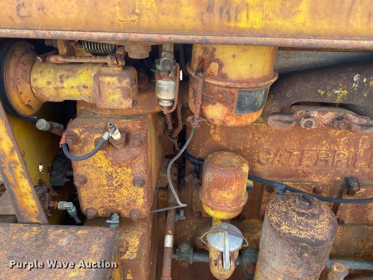 image for item DM4086 Caterpillar D2  crawler tractor