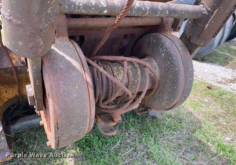 image for item DM4086 Caterpillar D2  crawler tractor