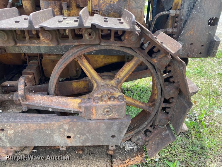 image for item DM4086 Caterpillar D2  crawler tractor