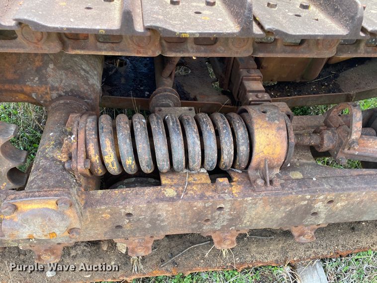 image for item DM4086 Caterpillar D2  crawler tractor