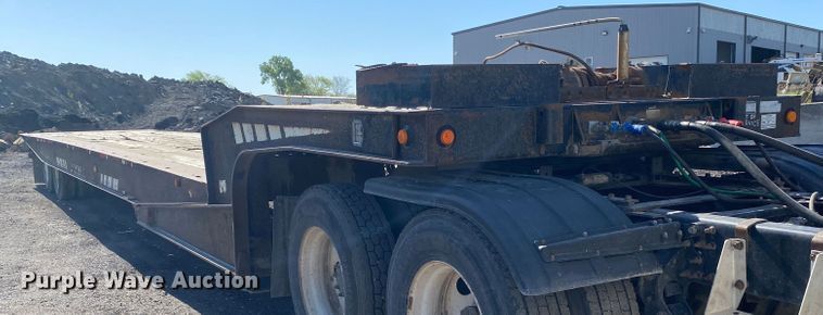 image for item DM4092 2007 Landoll  tilt deck equipment trailer