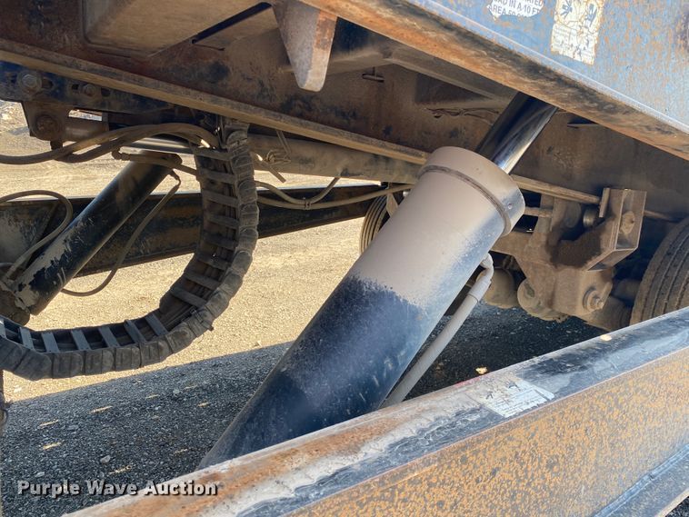 image for item DM4092 2007 Landoll  tilt deck equipment trailer