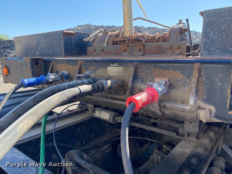 image for item DM4092 2007 Landoll  tilt deck equipment trailer