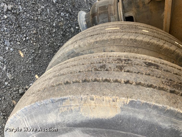 image for item DM4092 2007 Landoll  tilt deck equipment trailer