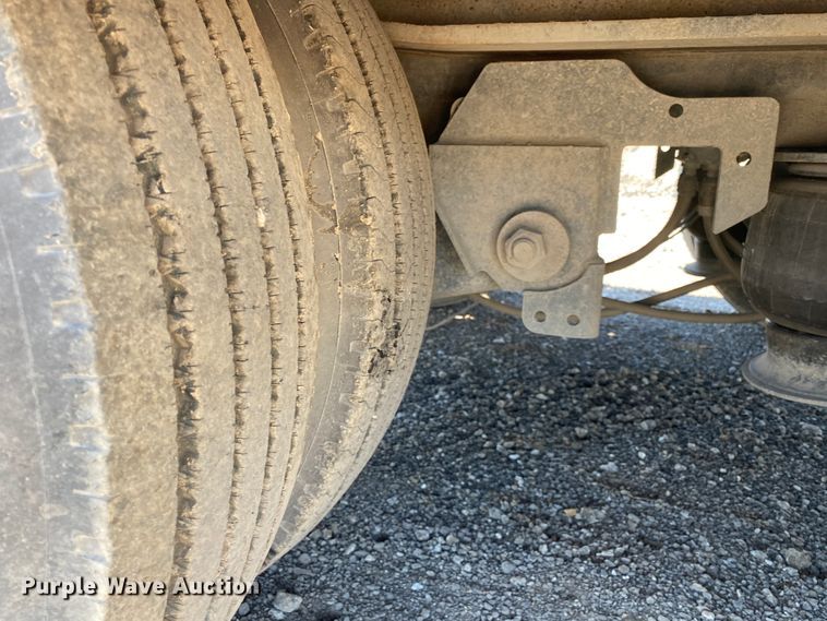 image for item DM4092 2007 Landoll  tilt deck equipment trailer