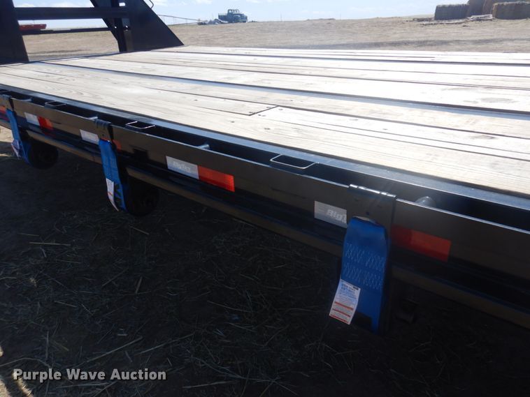 image for item DM5414 2022 Big Tex 22GN-35BK-5MR  equipment trailer