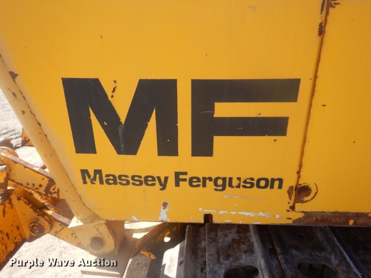 image for item DM5416 1979 Massey Ferguson MF200  dozer