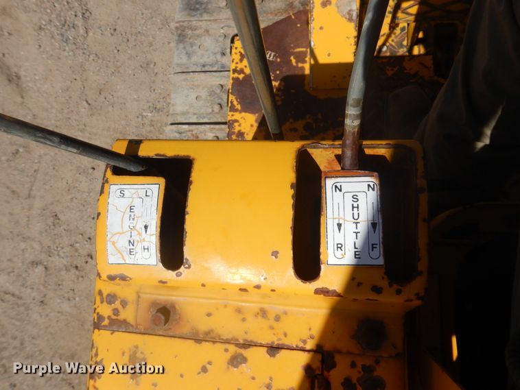 image for item DM5416 1979 Massey Ferguson MF200  dozer