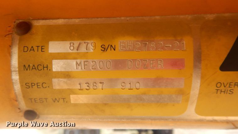 image for item DM5416 1979 Massey Ferguson MF200  dozer