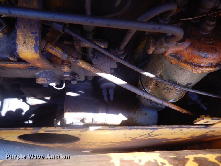 image for item DM5416 1979 Massey Ferguson MF200  dozer