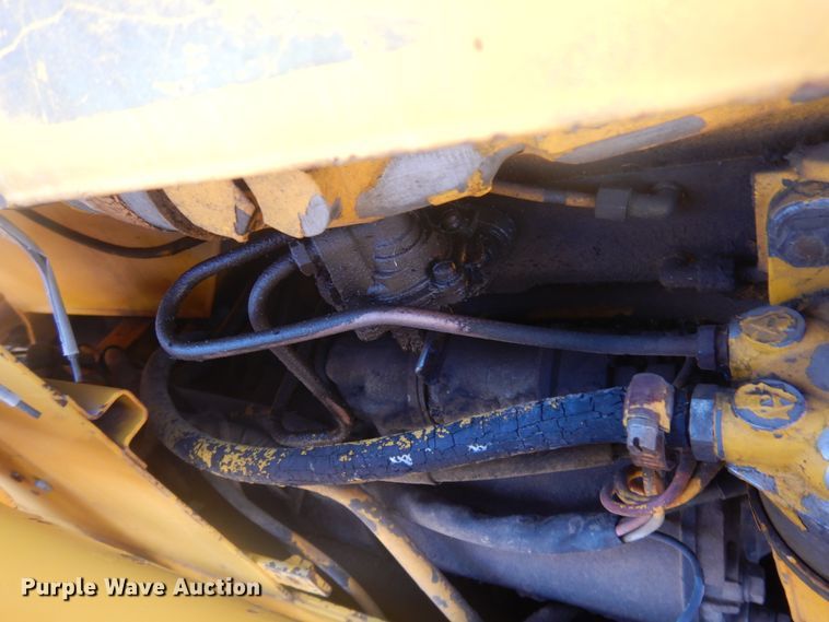 image for item DM5416 1979 Massey Ferguson MF200  dozer