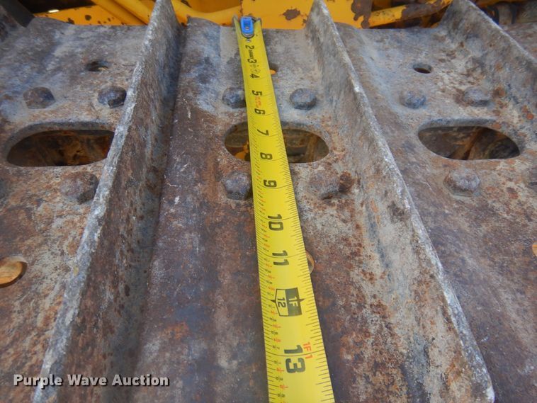 image for item DM5416 1979 Massey Ferguson MF200  dozer