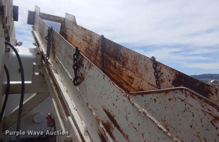 image for item DM5417 1980 Ford 8000  drilling rig truck