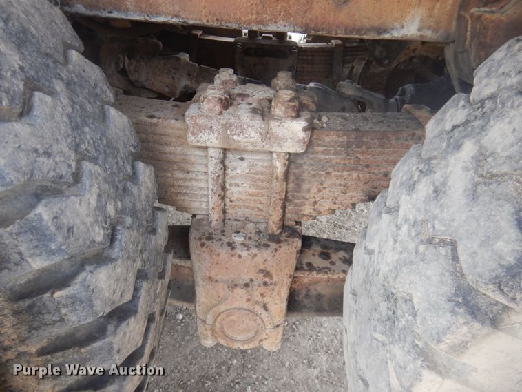 image for item DM5417 1980 Ford 8000  drilling rig truck